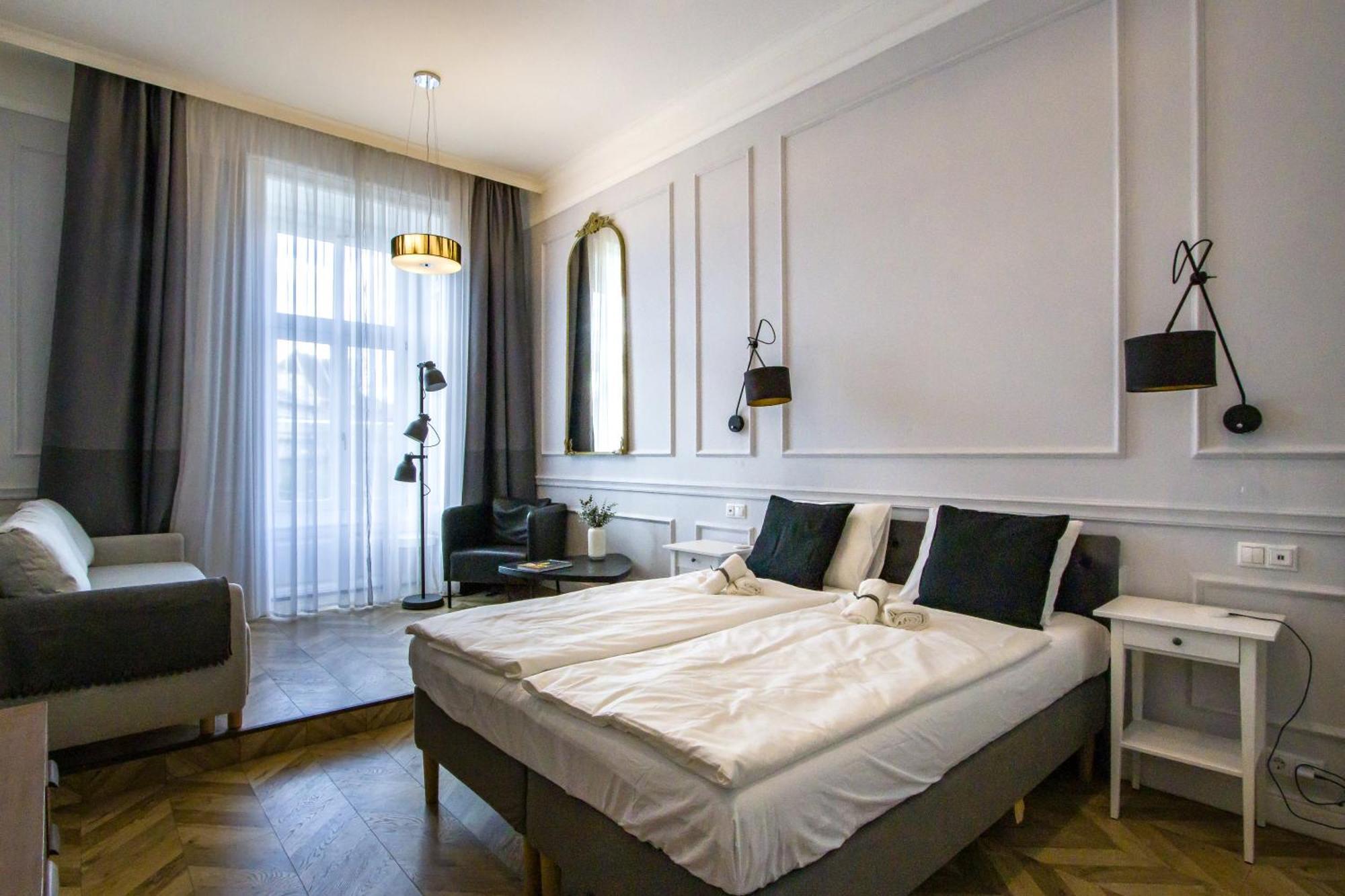 Wilson'S Oktogon Square Suite Apartment Βουδαπέστη Εξωτερικό φωτογραφία