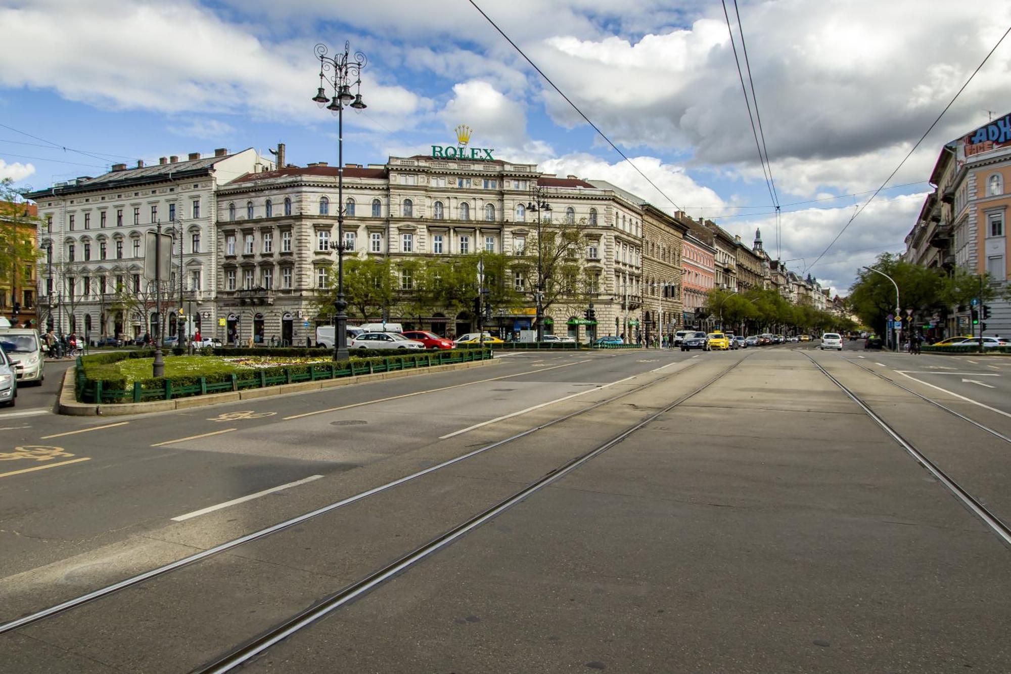 Wilson'S Oktogon Square Suite Apartment Βουδαπέστη Εξωτερικό φωτογραφία