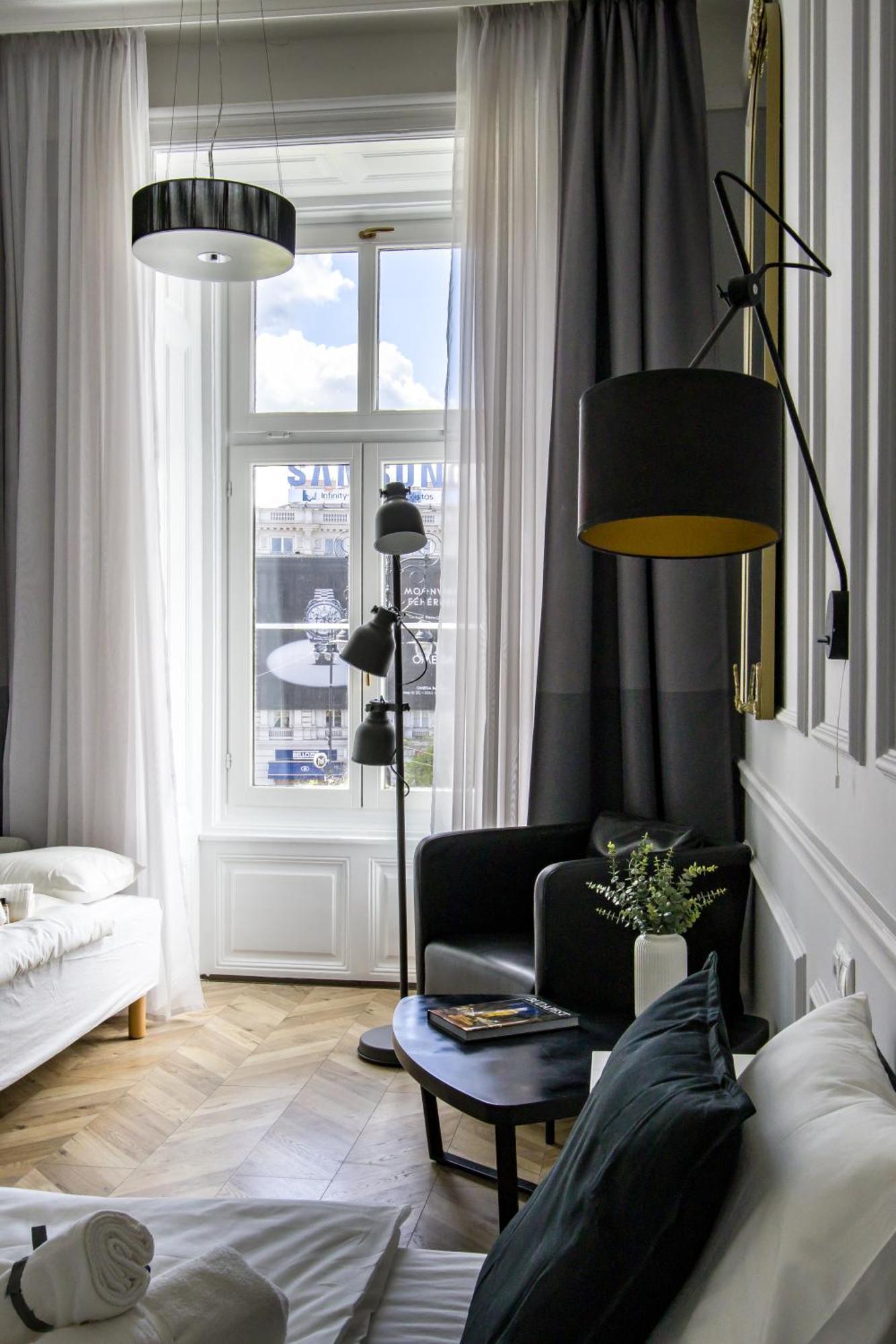 Wilson'S Oktogon Square Suite Apartment Βουδαπέστη Εξωτερικό φωτογραφία